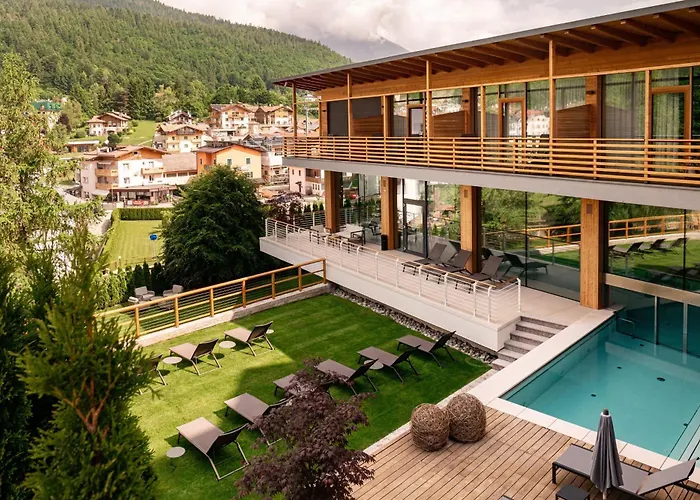 Corona Dolomites Hotel